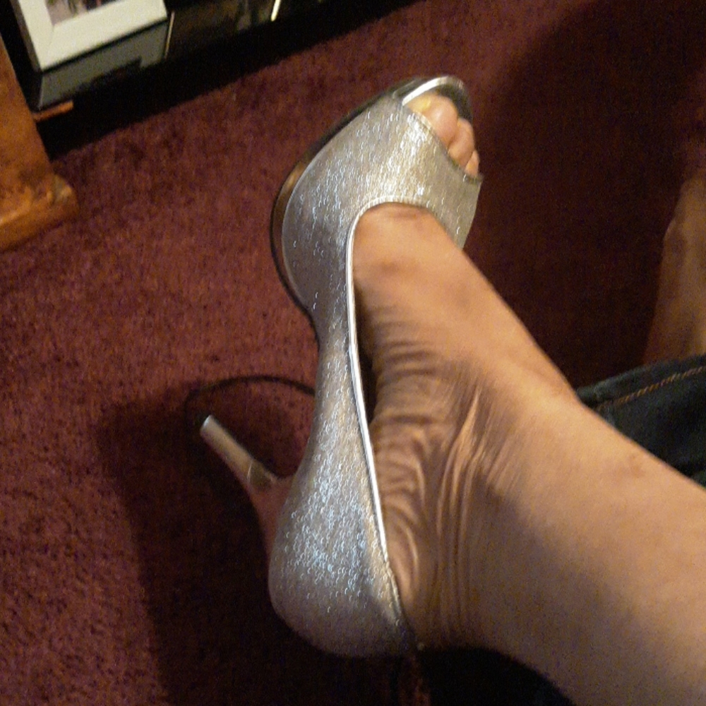Shoes - Picture 3 of 3